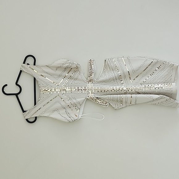 White perfect sequin short dress bride - Picture 3 of 4